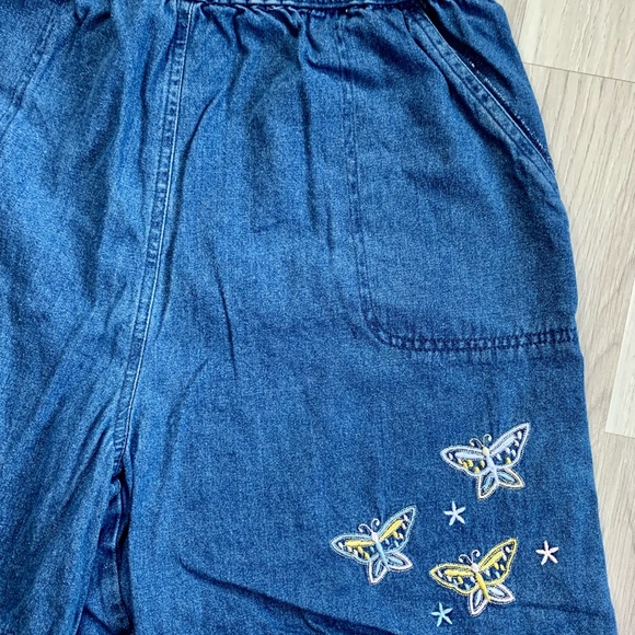 90s K.T. Sport Butterfly Embroidered Jean Shorts - Picture 2 of 8